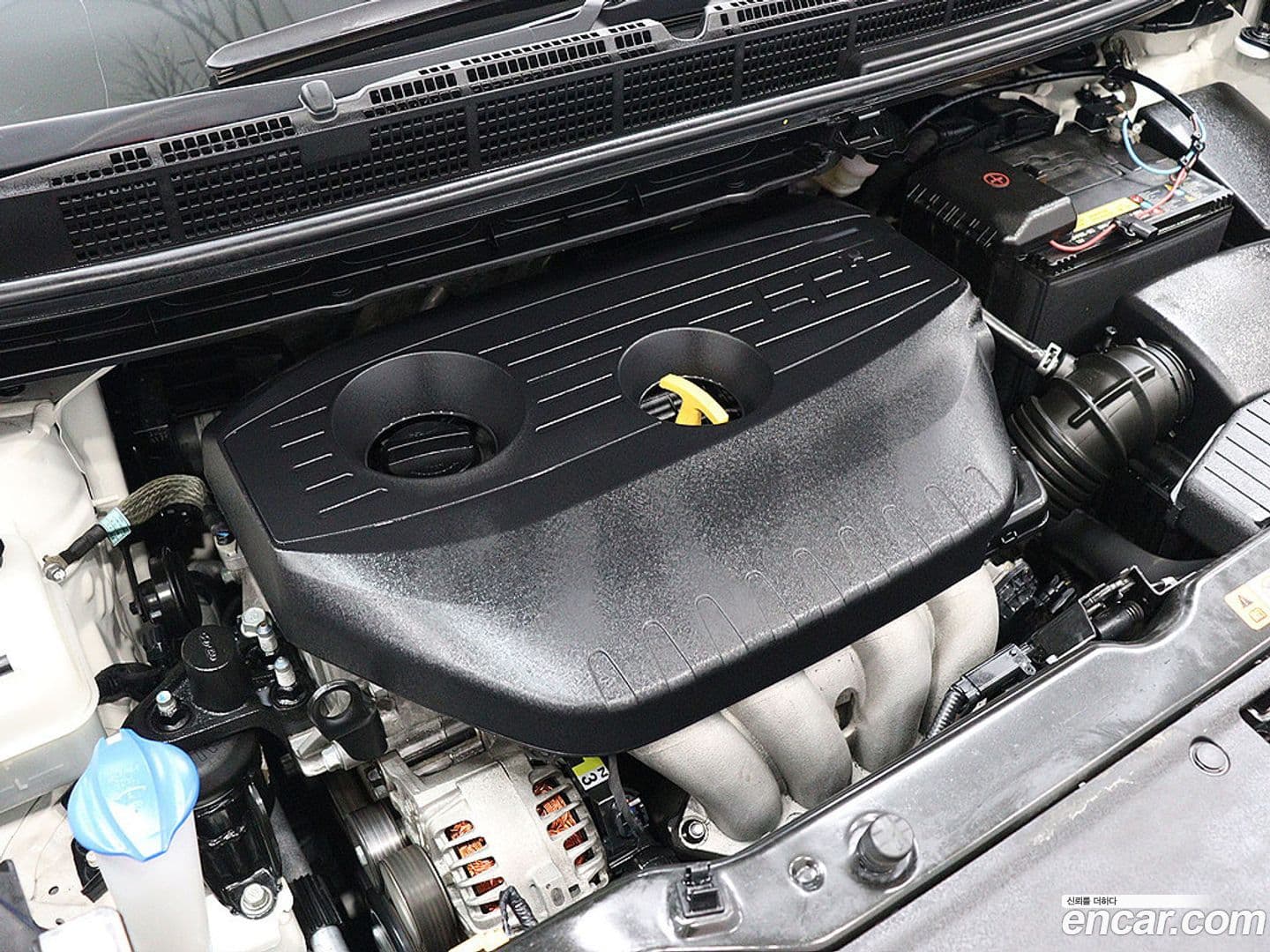 Main__Slider__Photo:Carens Kia 2018.0-19