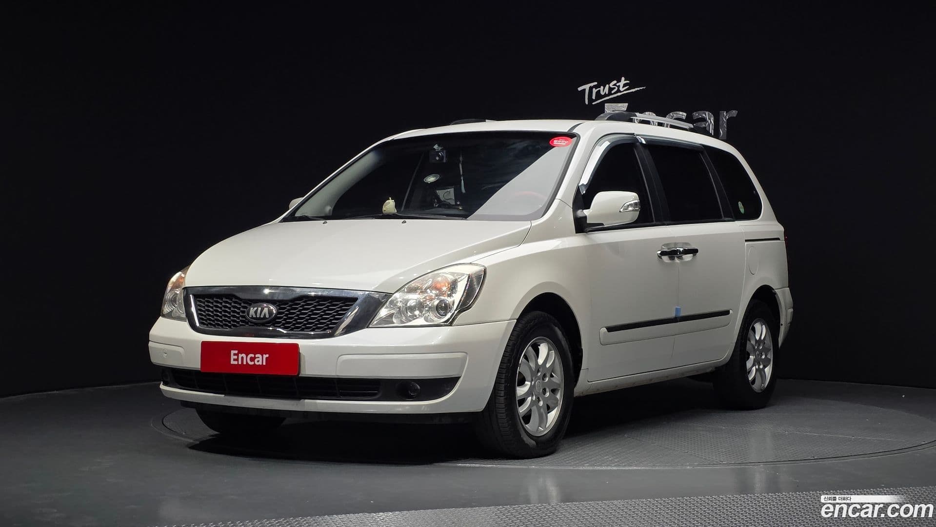 Main__Slider__Photo:Canival Kia 2013.0-0