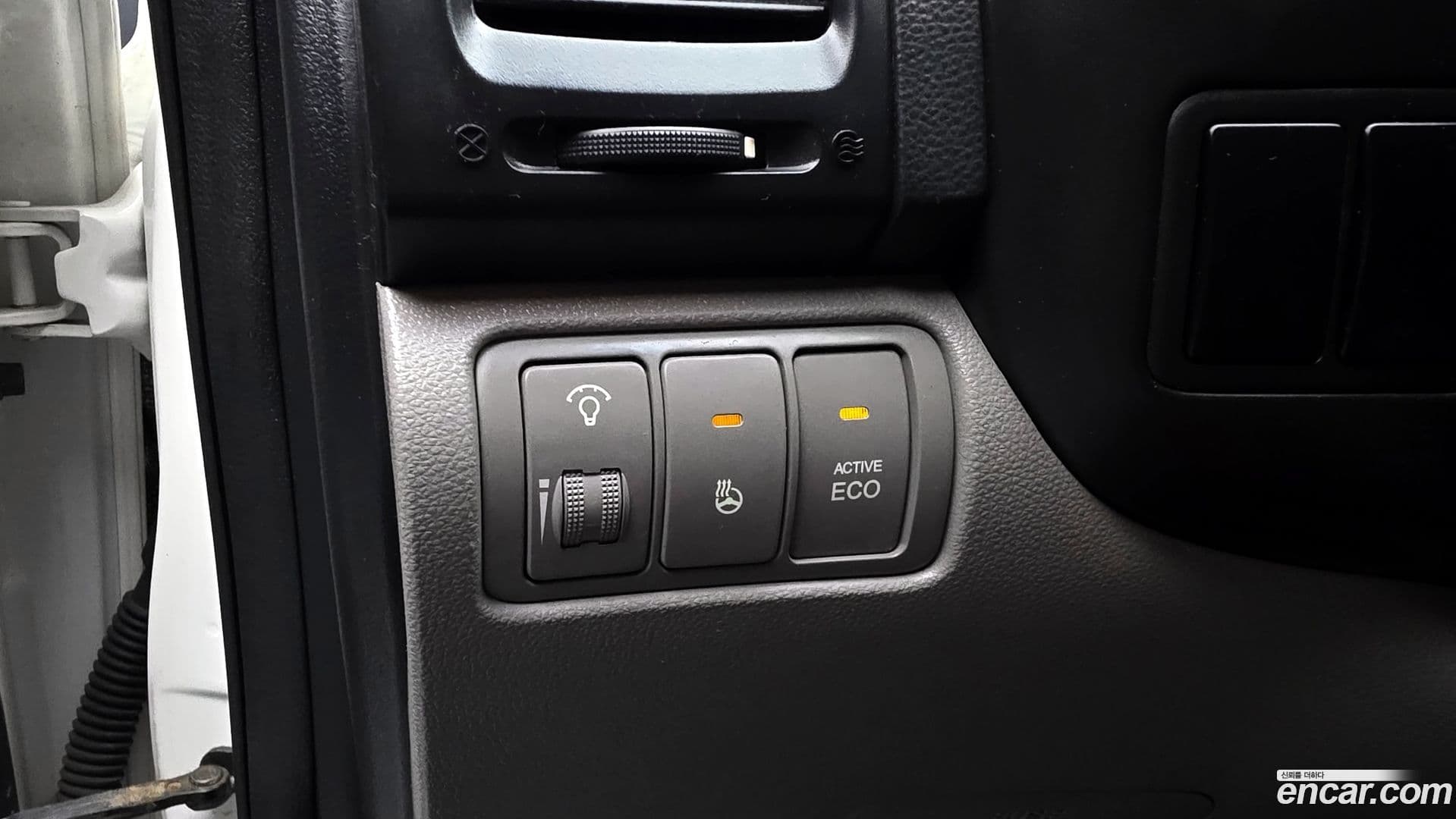 Main__Slider__Photo:Canival Kia 2013.0-16