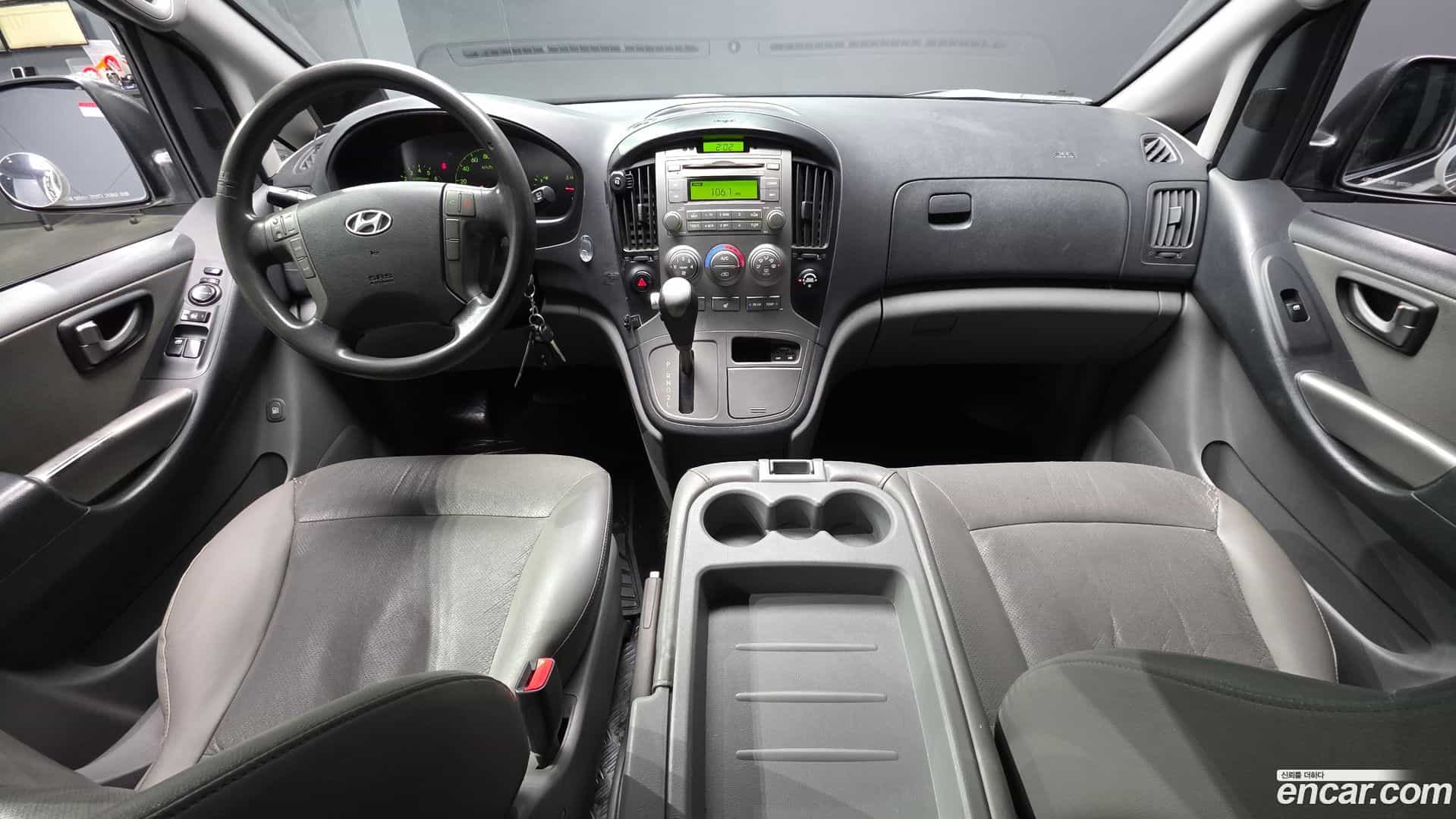 Starex Hyundai 2014.2-INNER-007