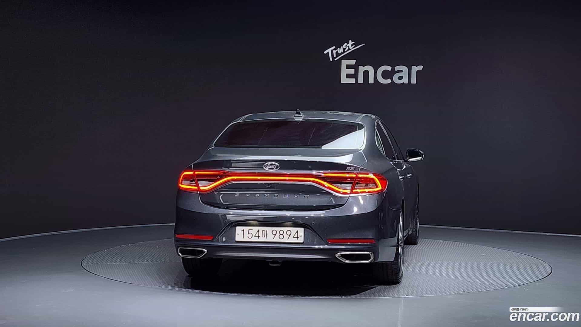 Grandeur Hyundai 2018.2-OUTER-004