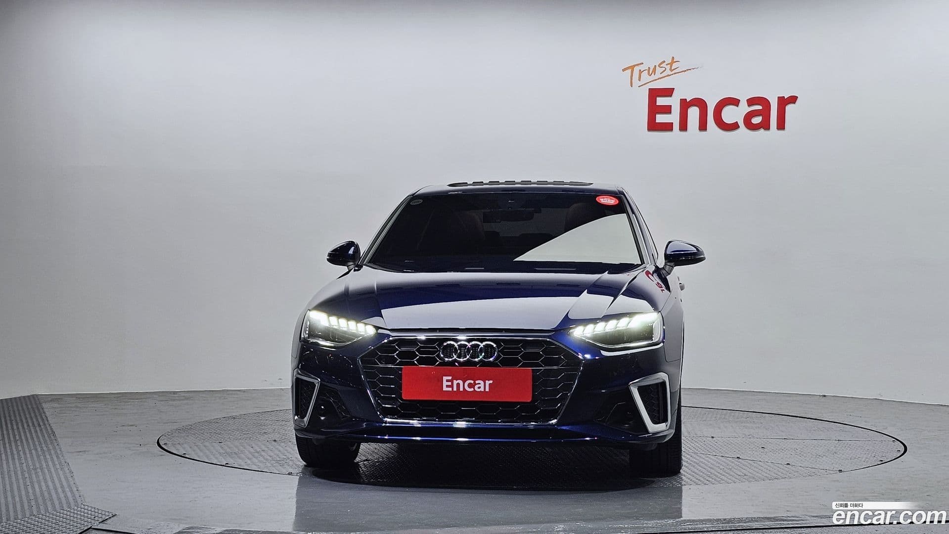 Main__Slider__Photo:A4 Audi 2020.10-2