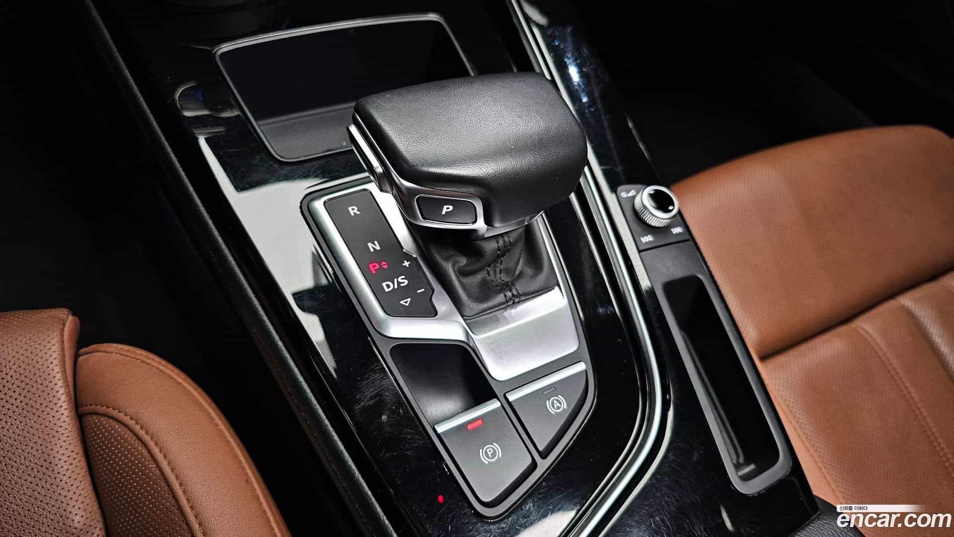 A4 Audi 2020.10-INNER-009