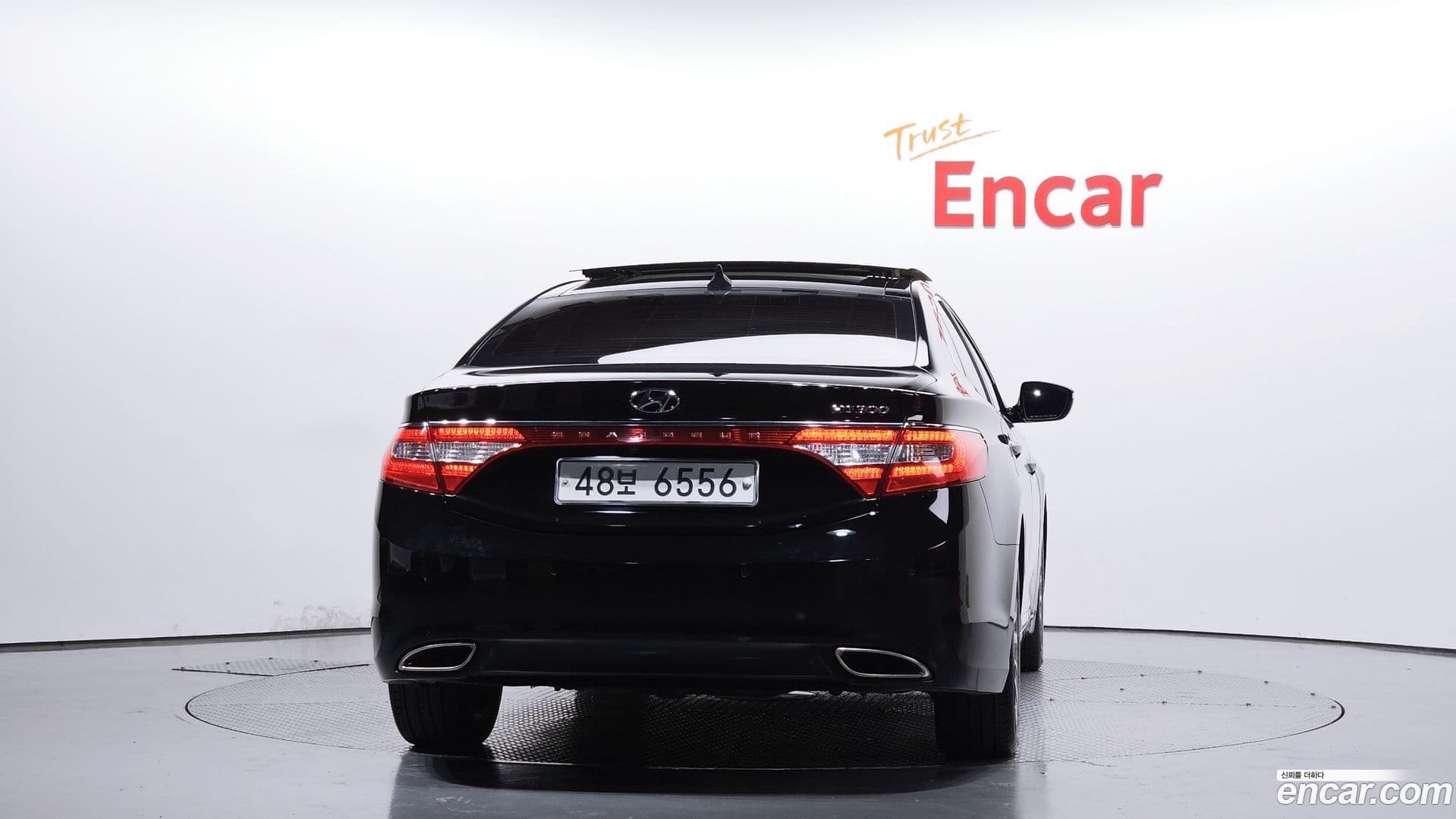 Main__Slider__Photo:Grandeur Hyundai 2013.3-3