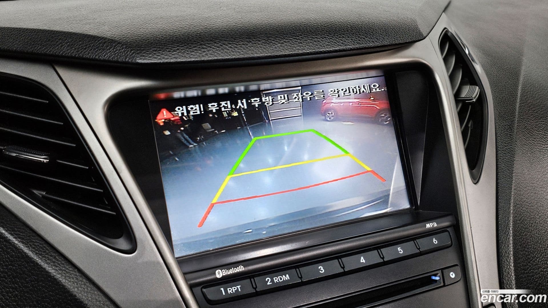 Main__Slider__Photo:Grandeur Hyundai 2013.3-15