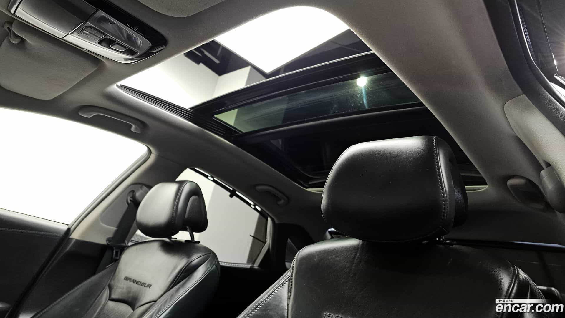 Grandeur Hyundai 2013.3-OPTION-021