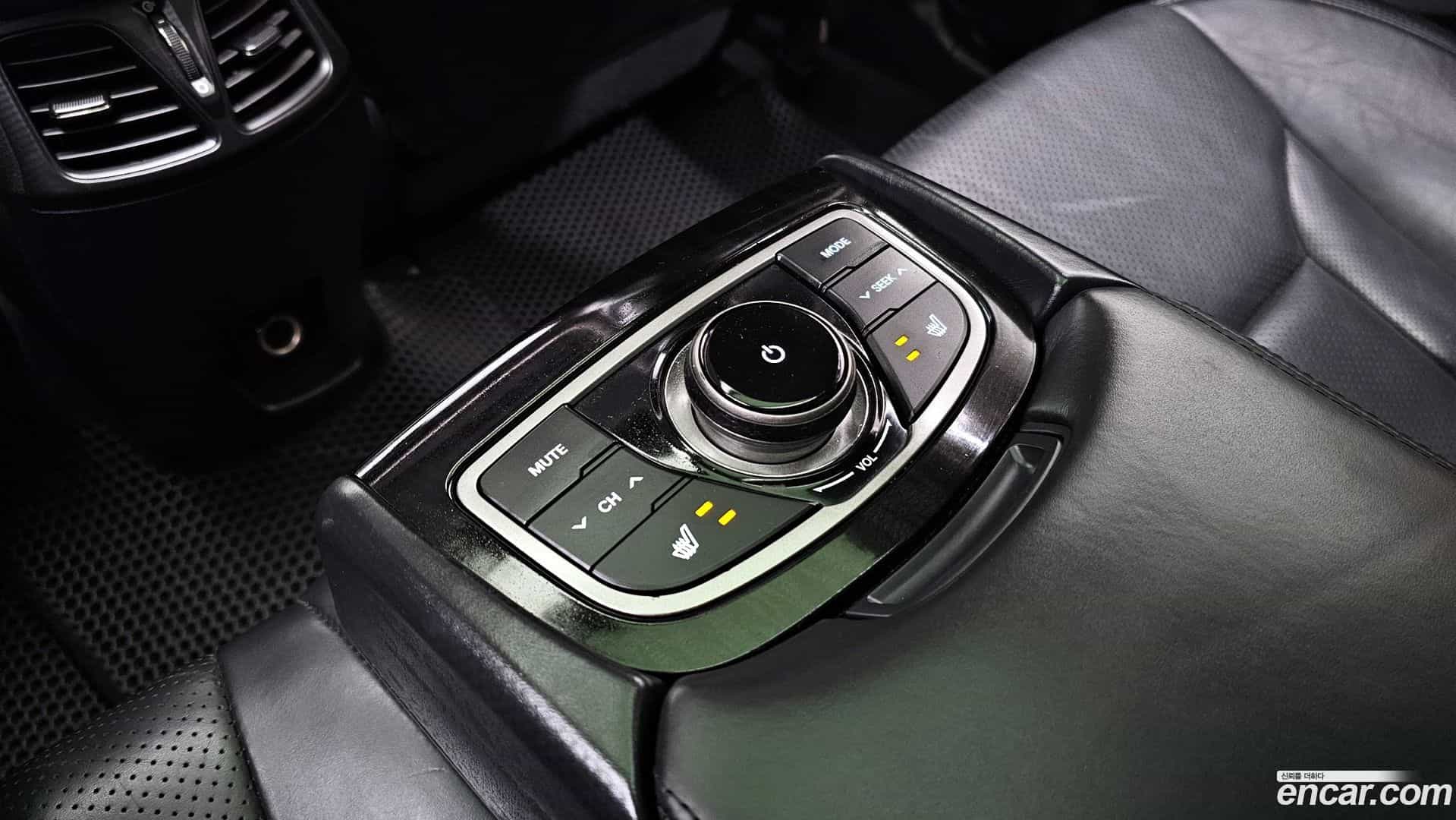 Grandeur Hyundai 2013.3-OPTION-022