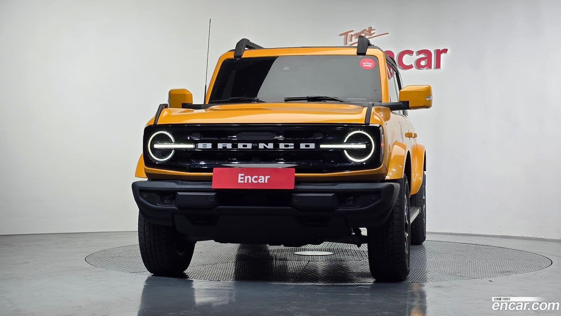 Main__Slider__Photo:Bronco Ford 2022.11-2