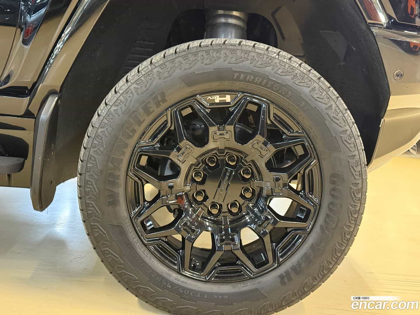 Hummer EV GMC 2025.7-INNER-006