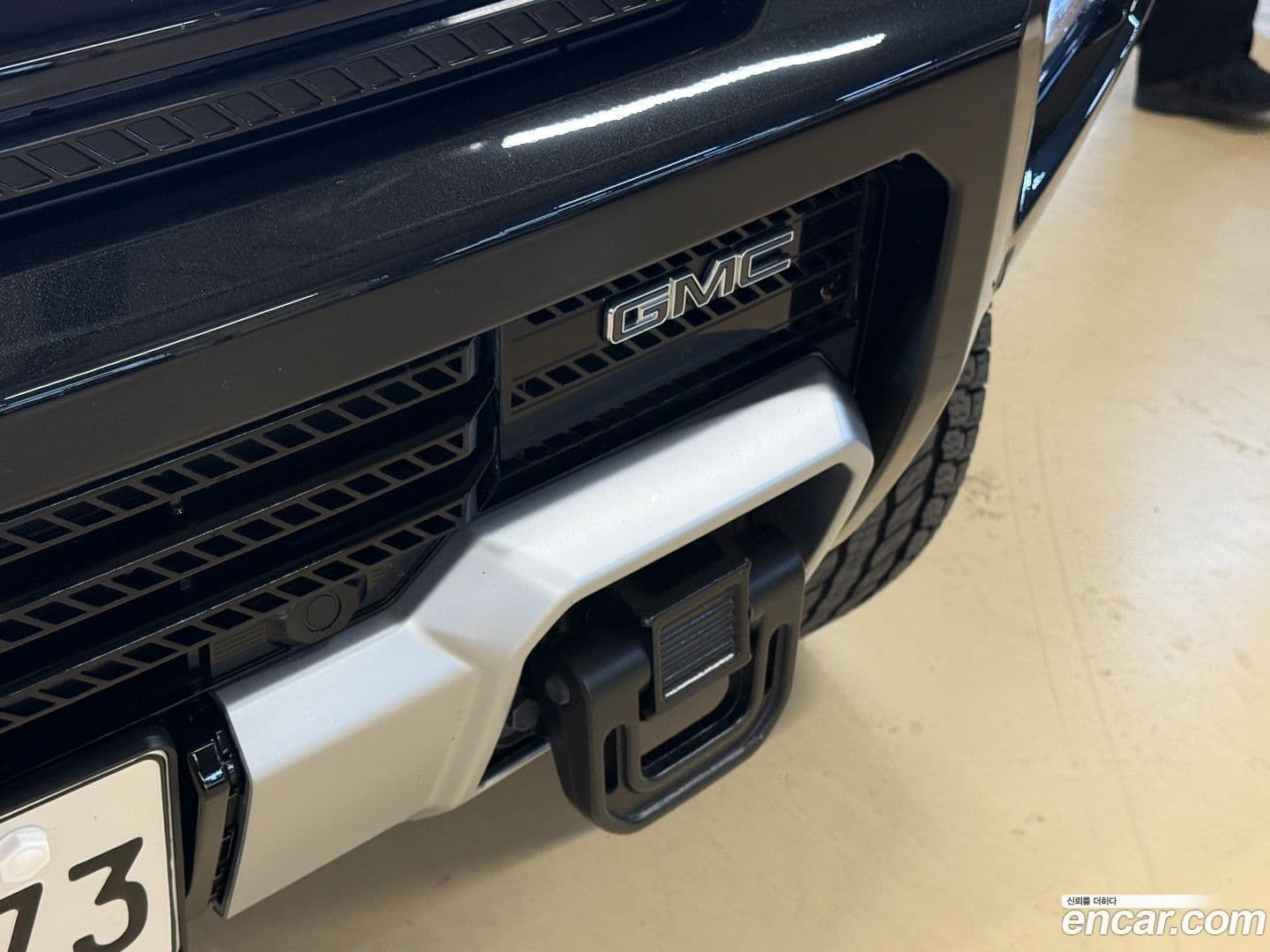 Main__Slider__Photo:Hummer EV GMC 2025.7-8