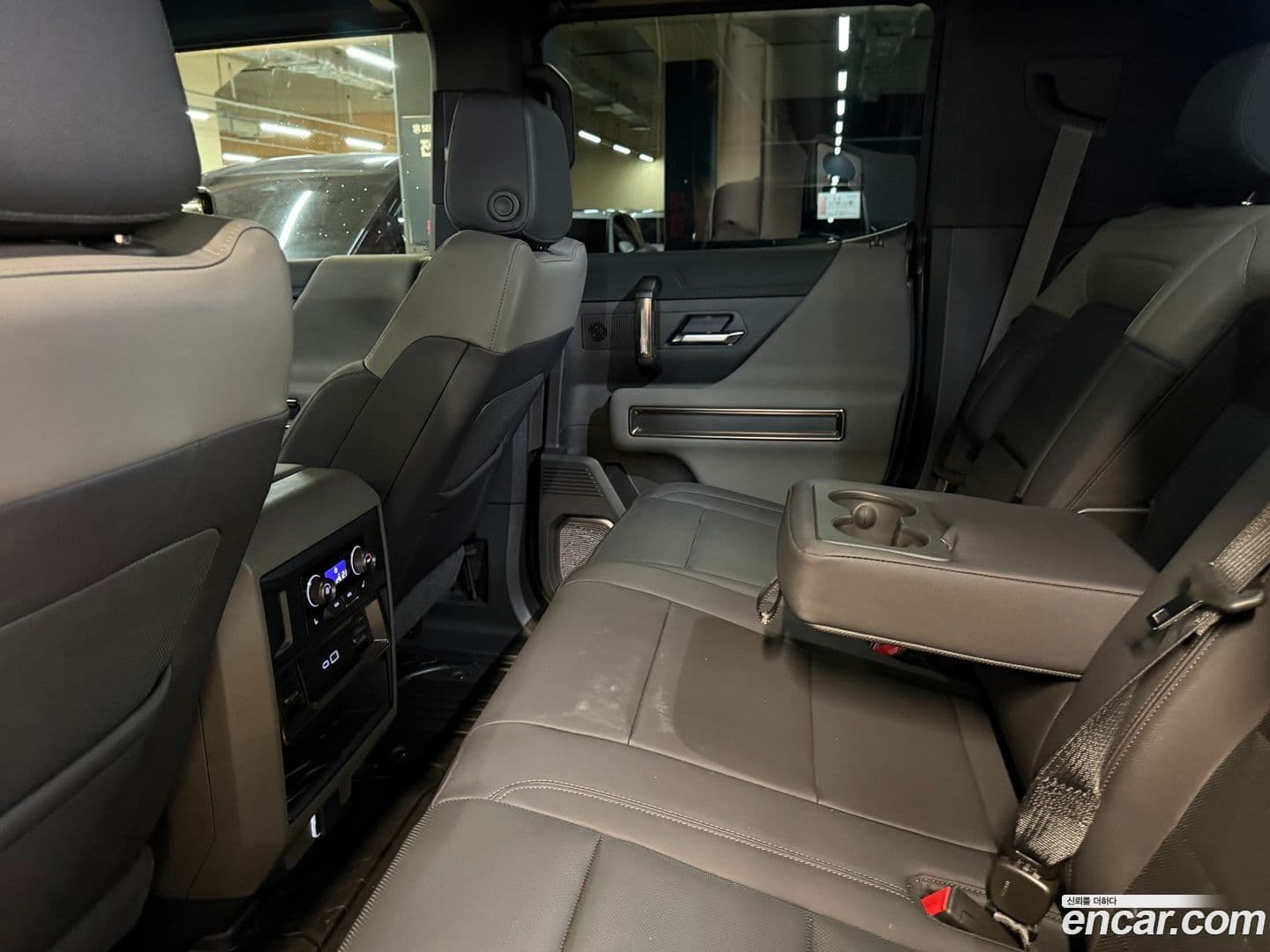 Main__Slider__Photo:Hummer EV GMC 2025.7-14