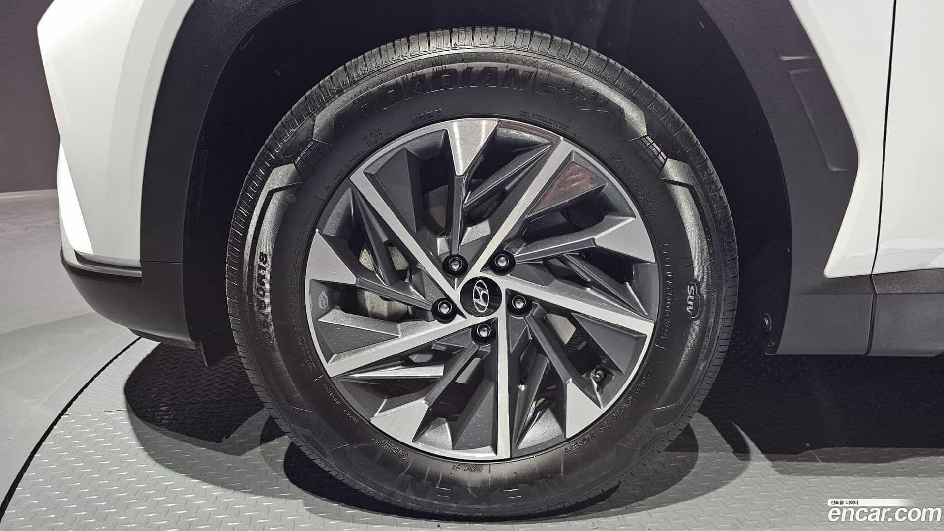 Tucson Hyundai 2023.0-OUTER-005