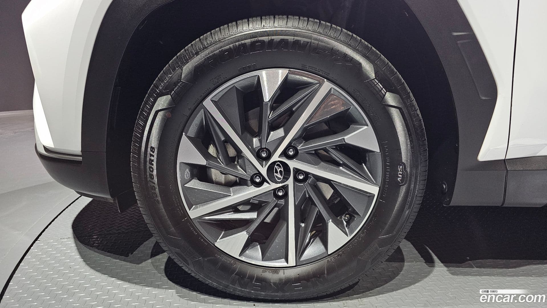 Main__Slider__Photo:Tucson Hyundai 2023.0-4