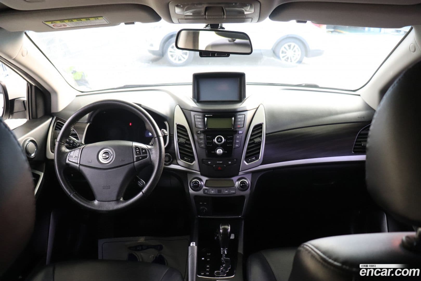 Main__Slider__Photo:KORANDO KG_Mobility_Ssangyong 2013.9-4