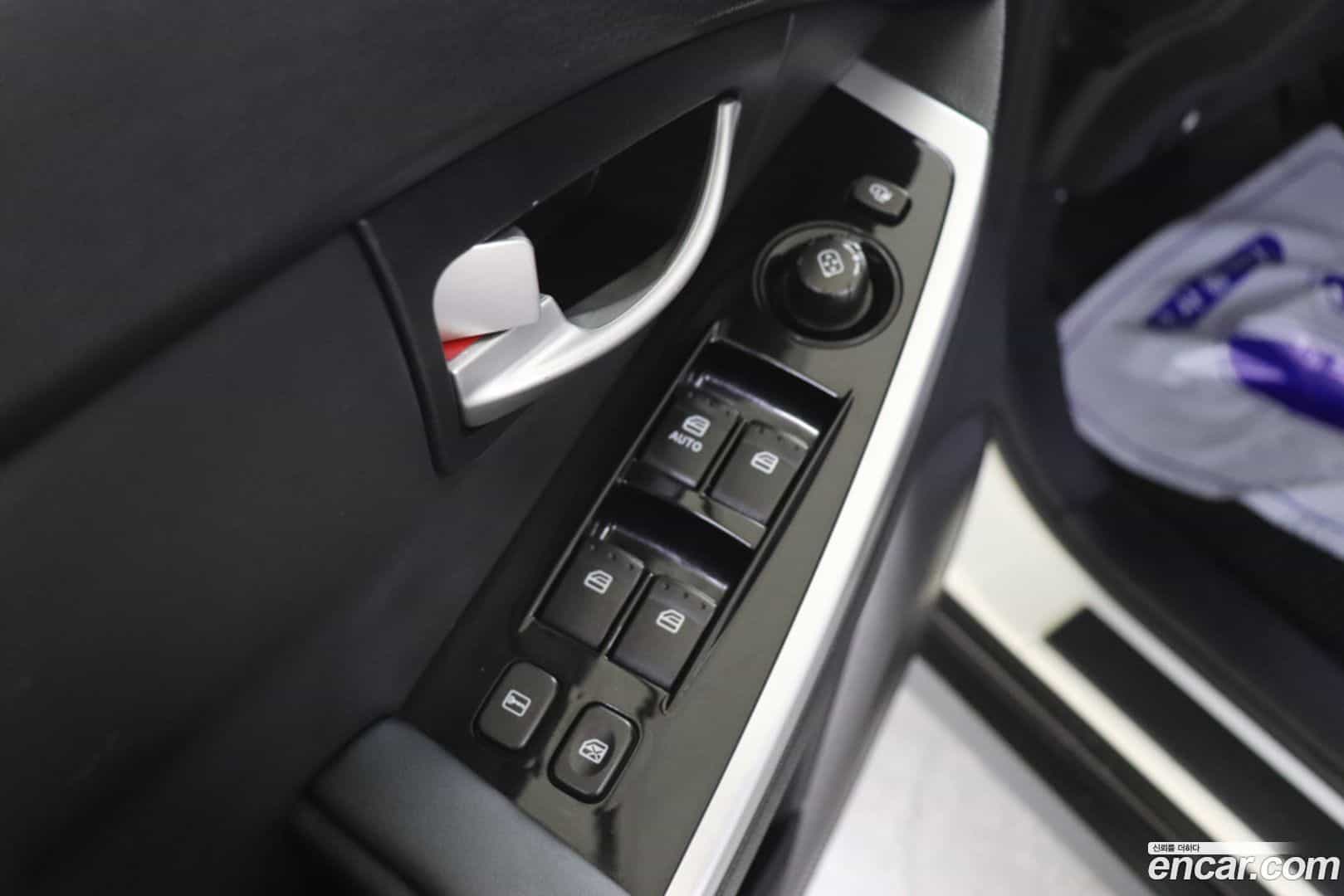 KORANDO KG_Mobility_Ssangyong 2013.9-OPTION-017