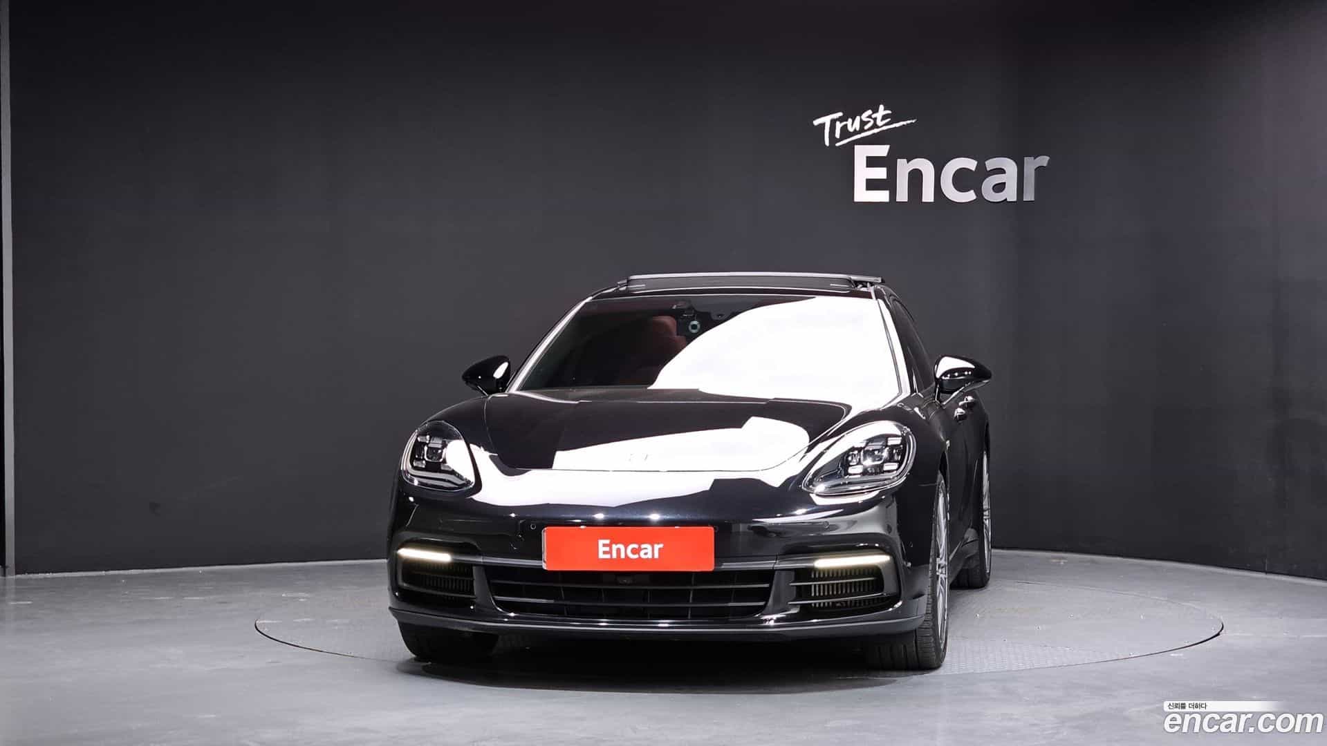 Panamera Porsche 2018.11-OUTER-003