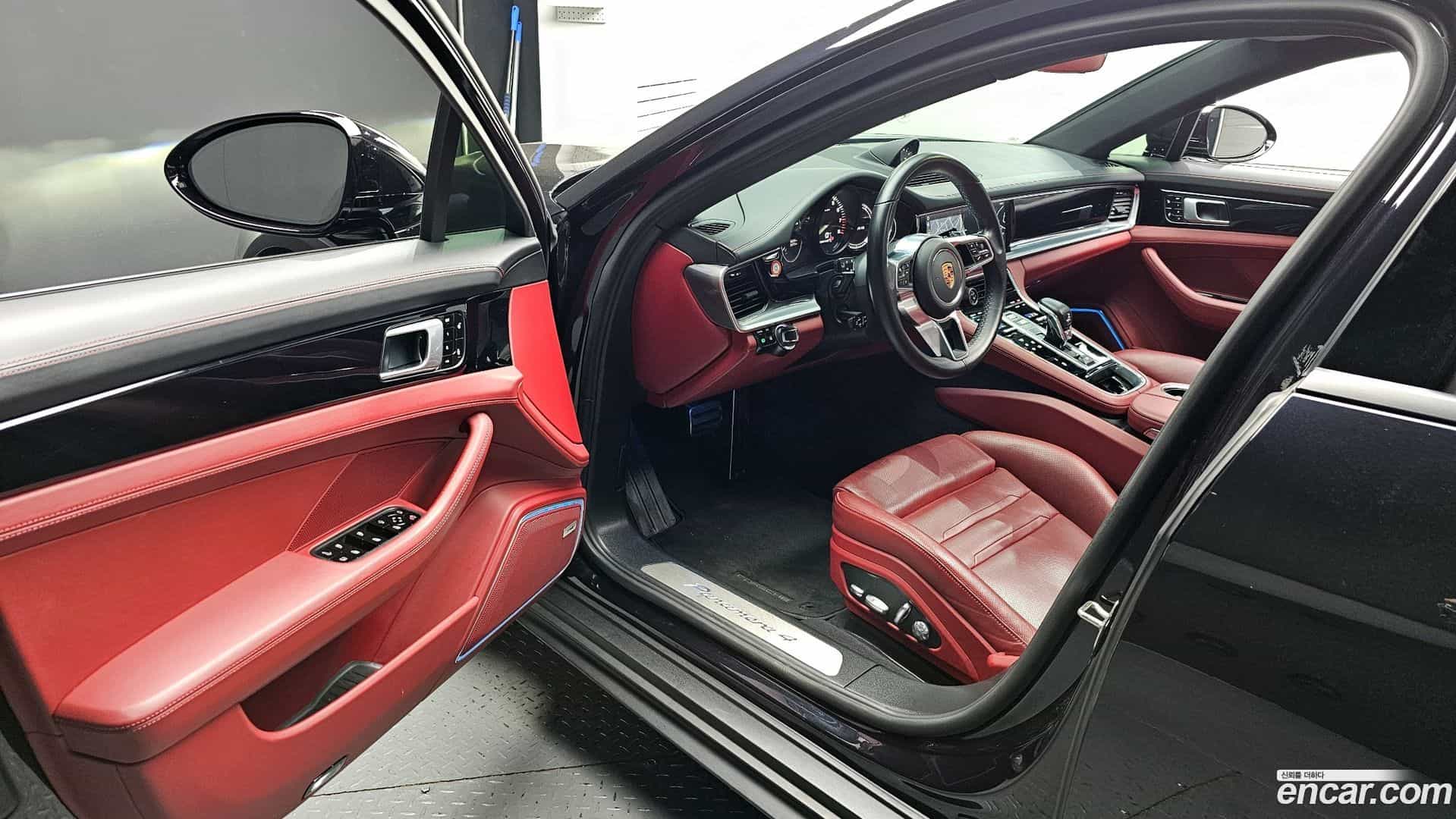 Panamera Porsche 2018.11-INNER-010