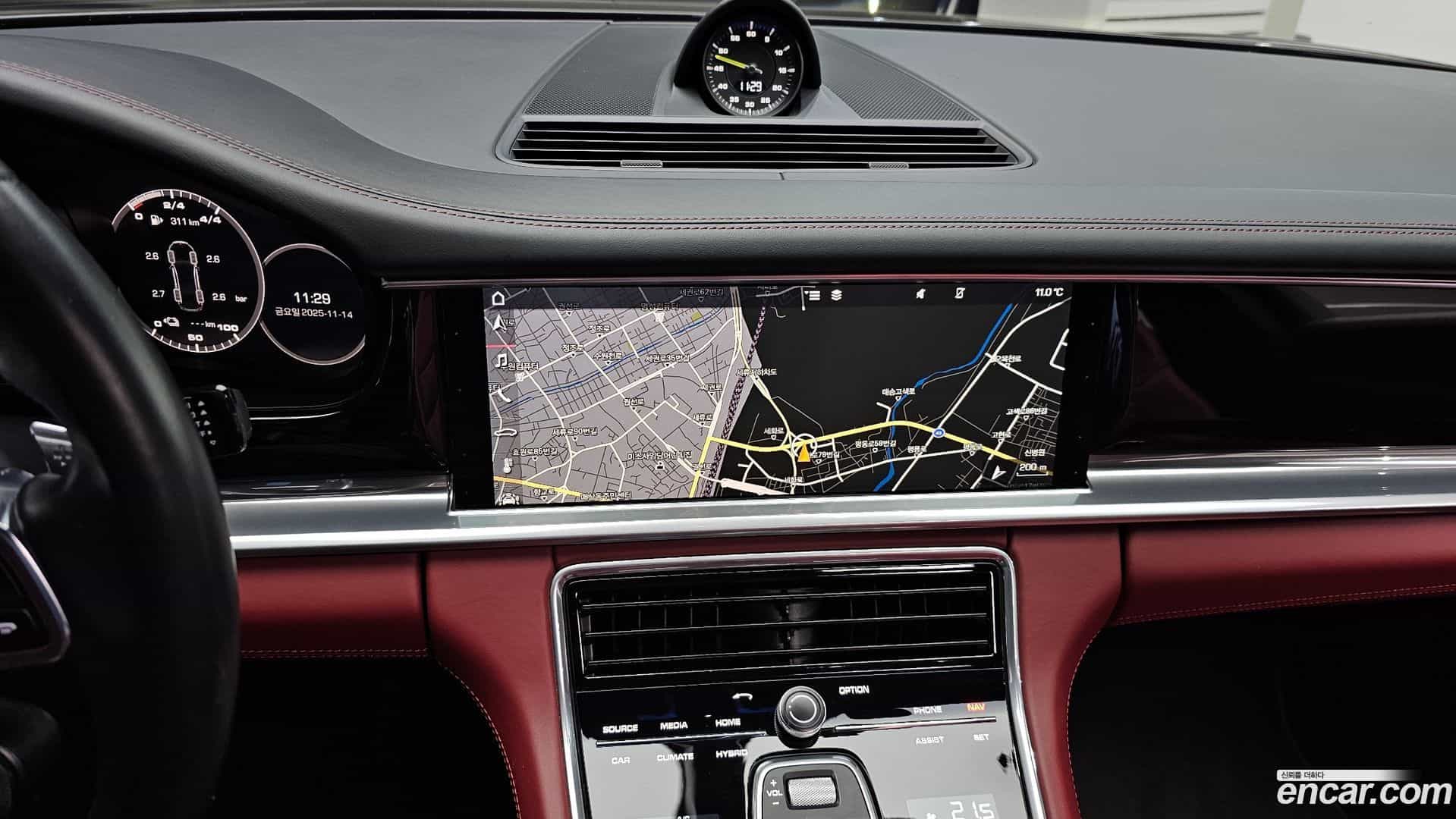 Panamera Porsche 2018.11-OPTION-018