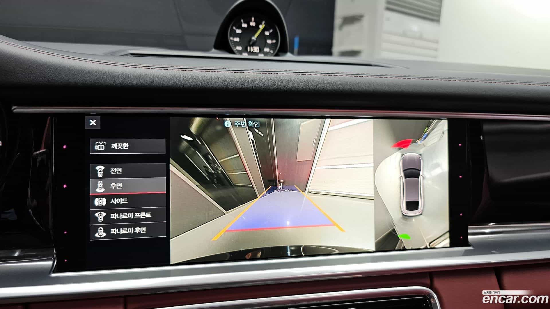 Panamera Porsche 2018.11-OPTION-019