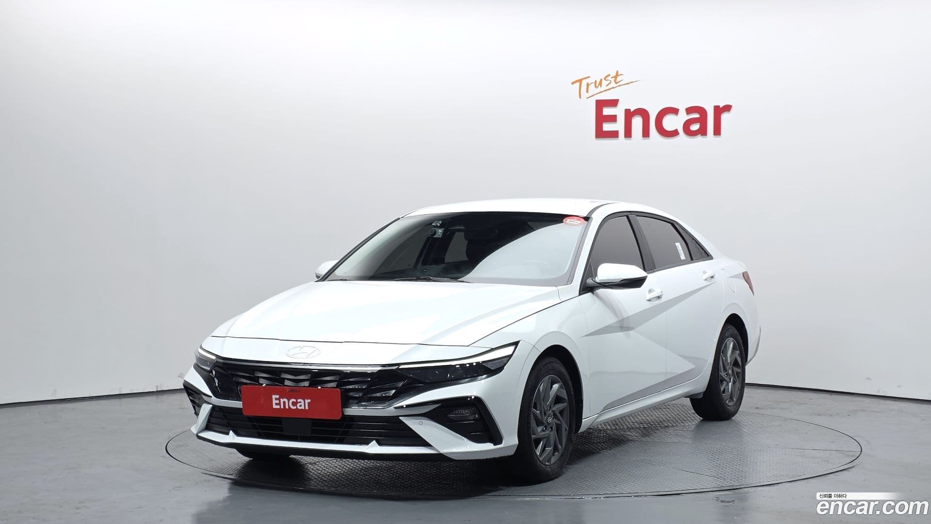 Main__Slider__Photo:AVANTE Hyundai 2024.4-0