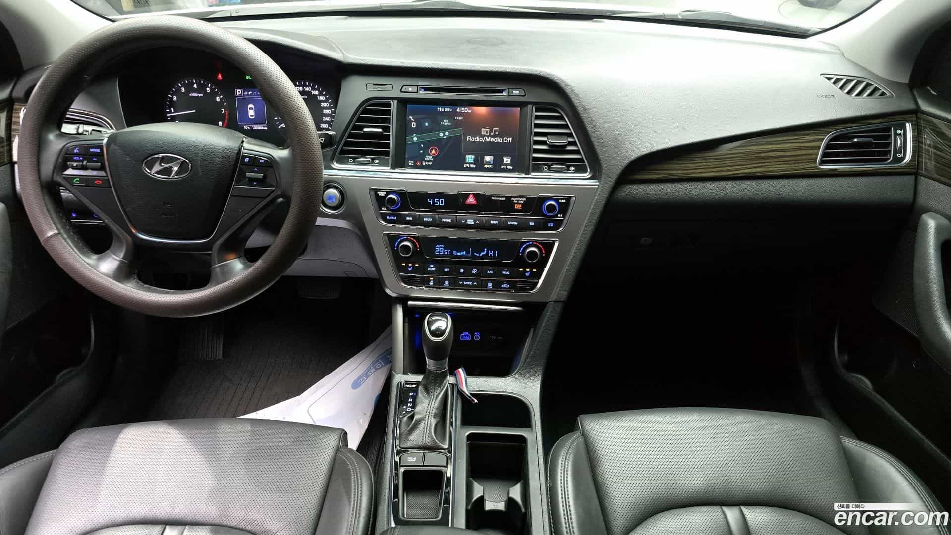 Sonata Hyundai 2016.11-INNER-007