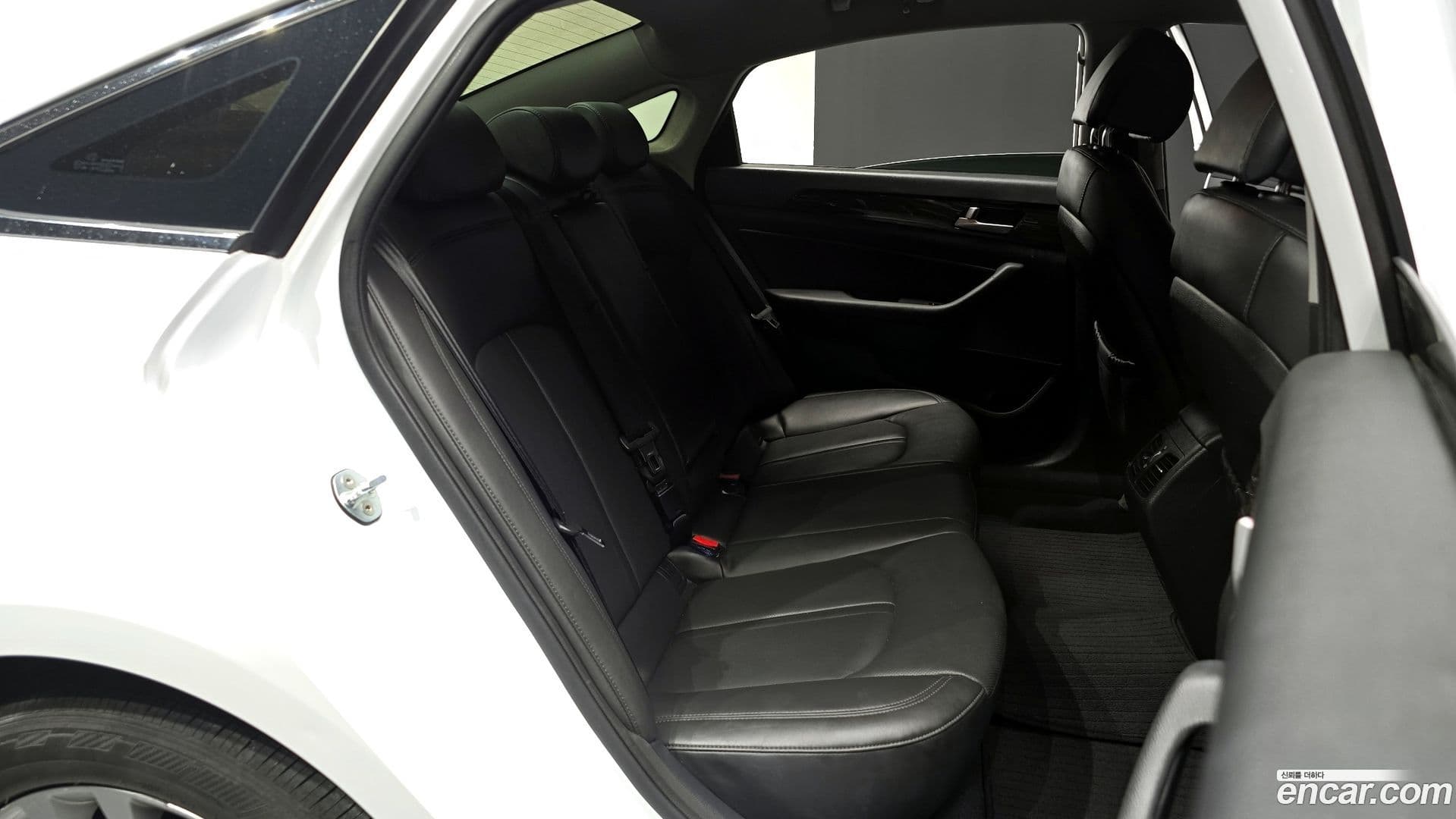 Main__Slider__Photo:Sonata Hyundai 2016.11-11