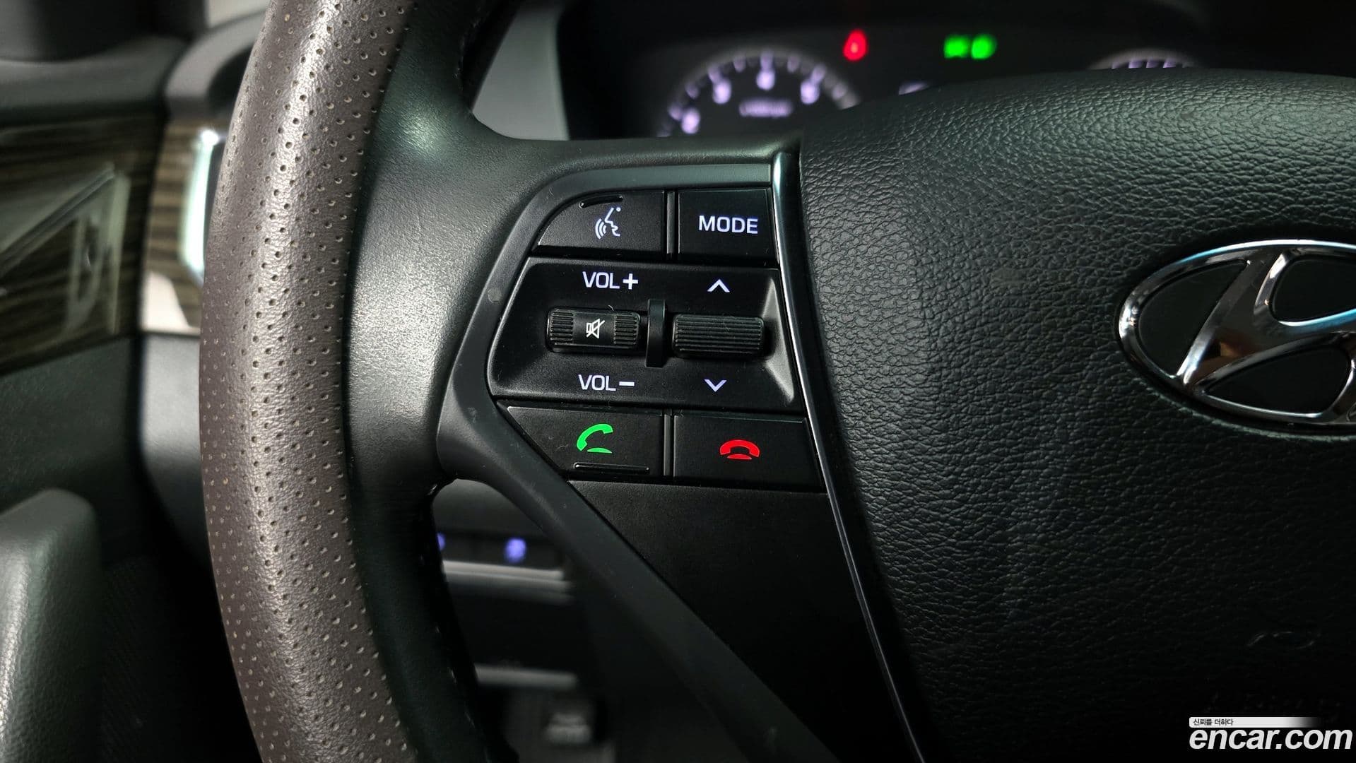 Main__Slider__Photo:Sonata Hyundai 2016.11-18