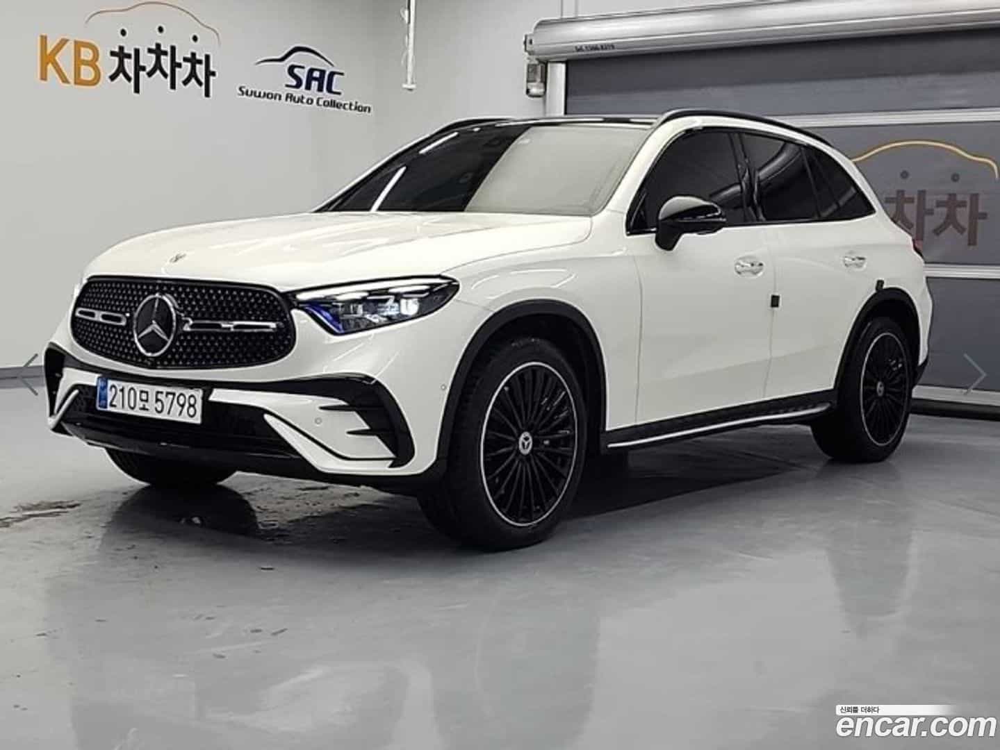 GLC-Class Mercedes-Benz 2023.8-OUTER-002