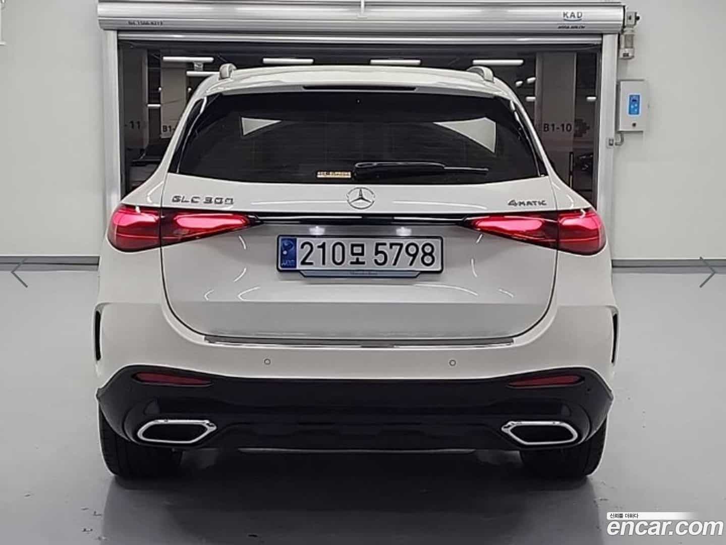 GLC-Class Mercedes-Benz 2023.8-OUTER-004