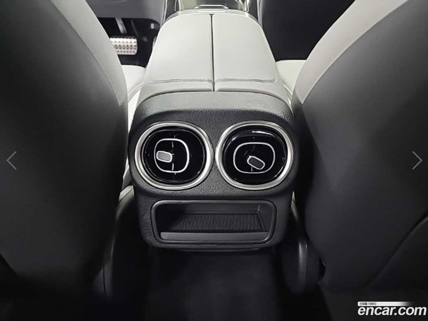 Main__Slider__Photo:GLC-Class Mercedes-Benz 2023.8-12