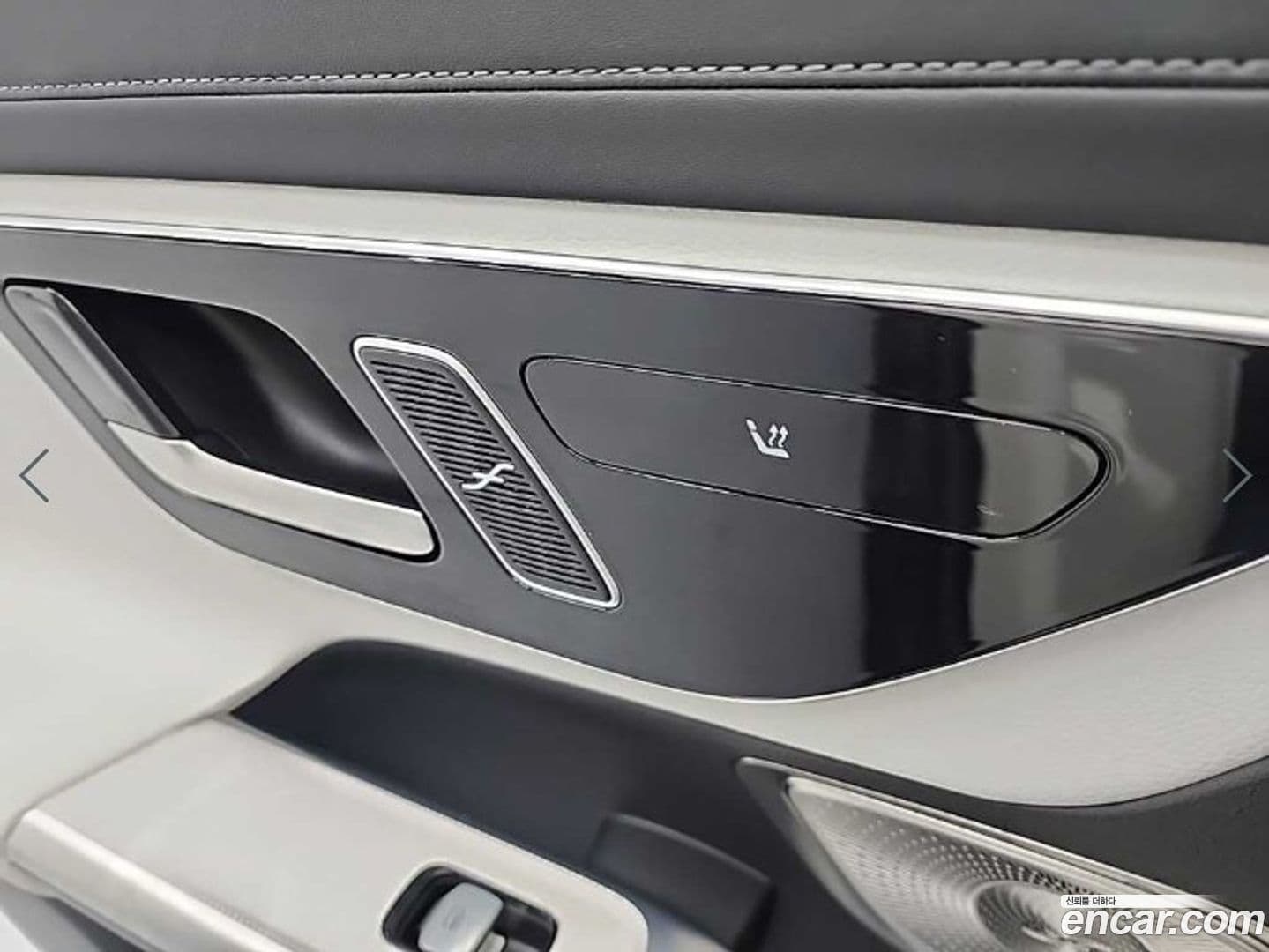 Main__Slider__Photo:GLC-Class Mercedes-Benz 2023.8-13