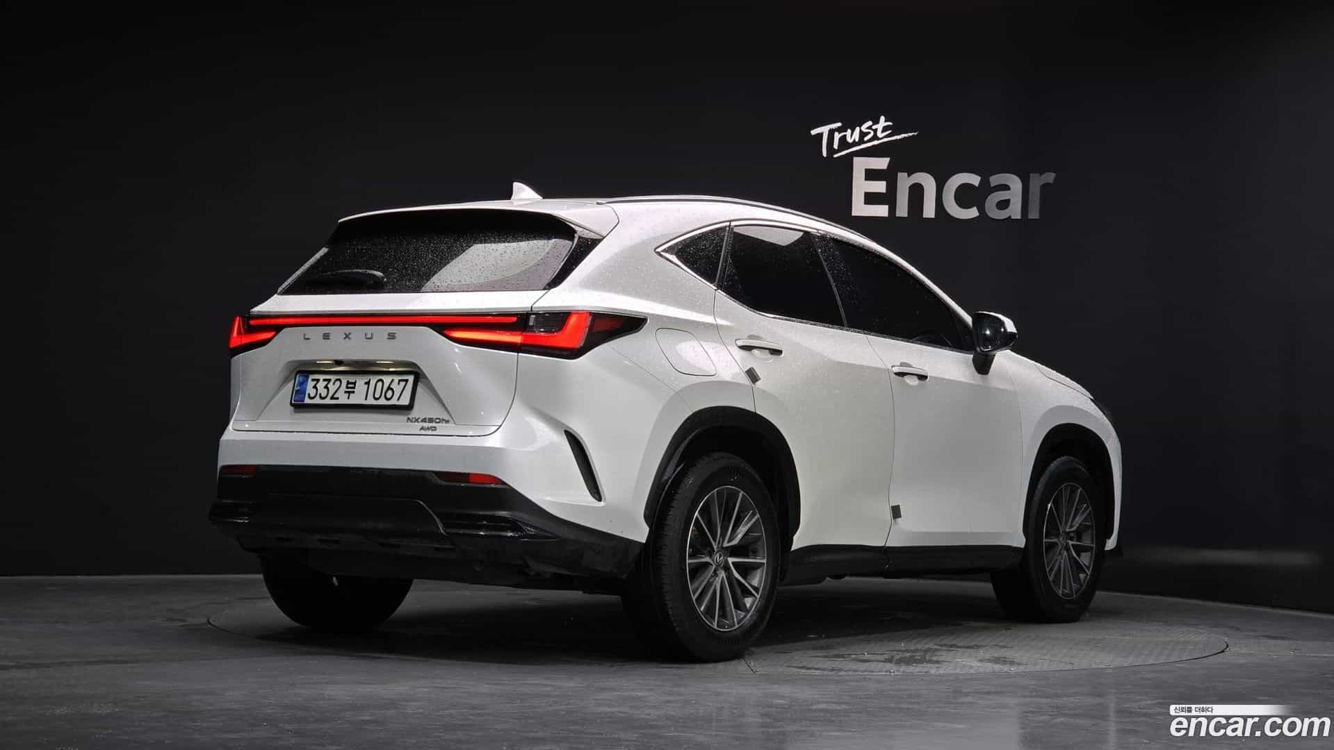 NX Lexus 2023.6-OUTER-002