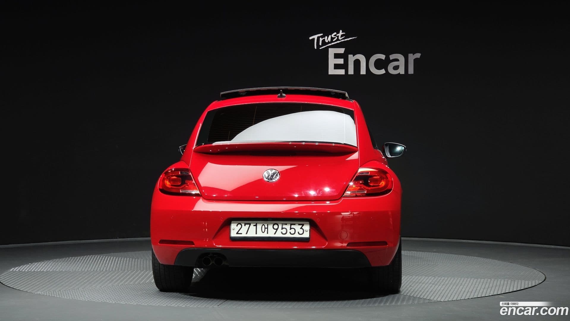 Main__Slider__Photo:Beatle Volkswagen 2013.11-3