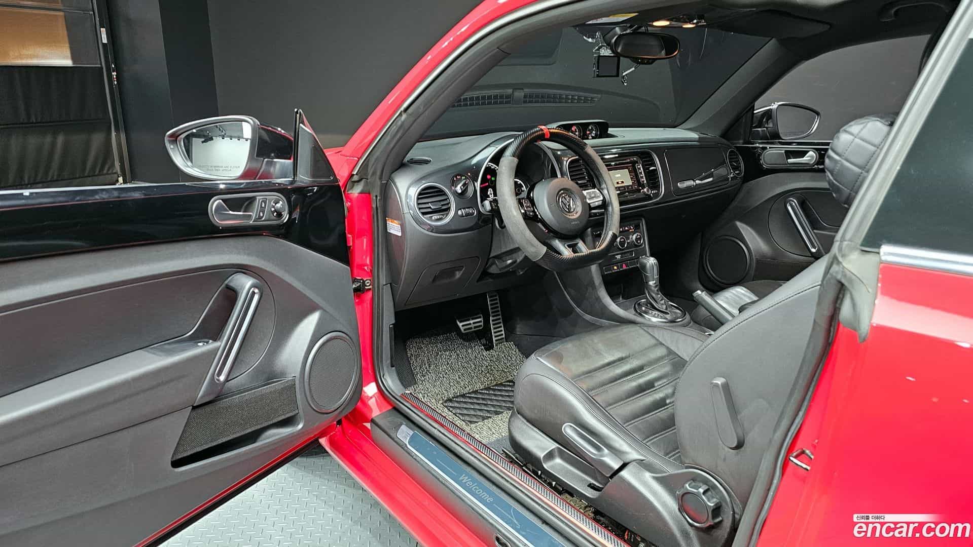 Beatle Volkswagen 2013.11-OPTION-015