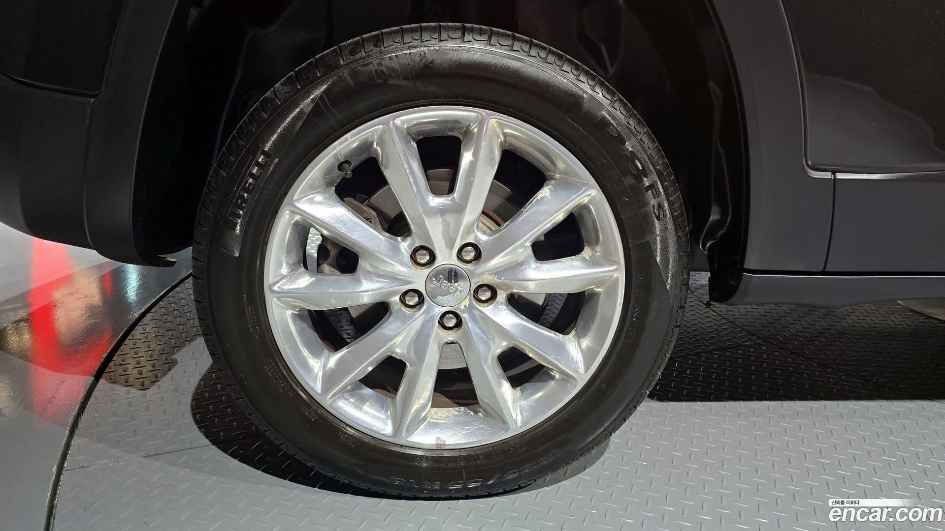 Main__Slider__Photo:Cherokee Jeep 2016.11-4