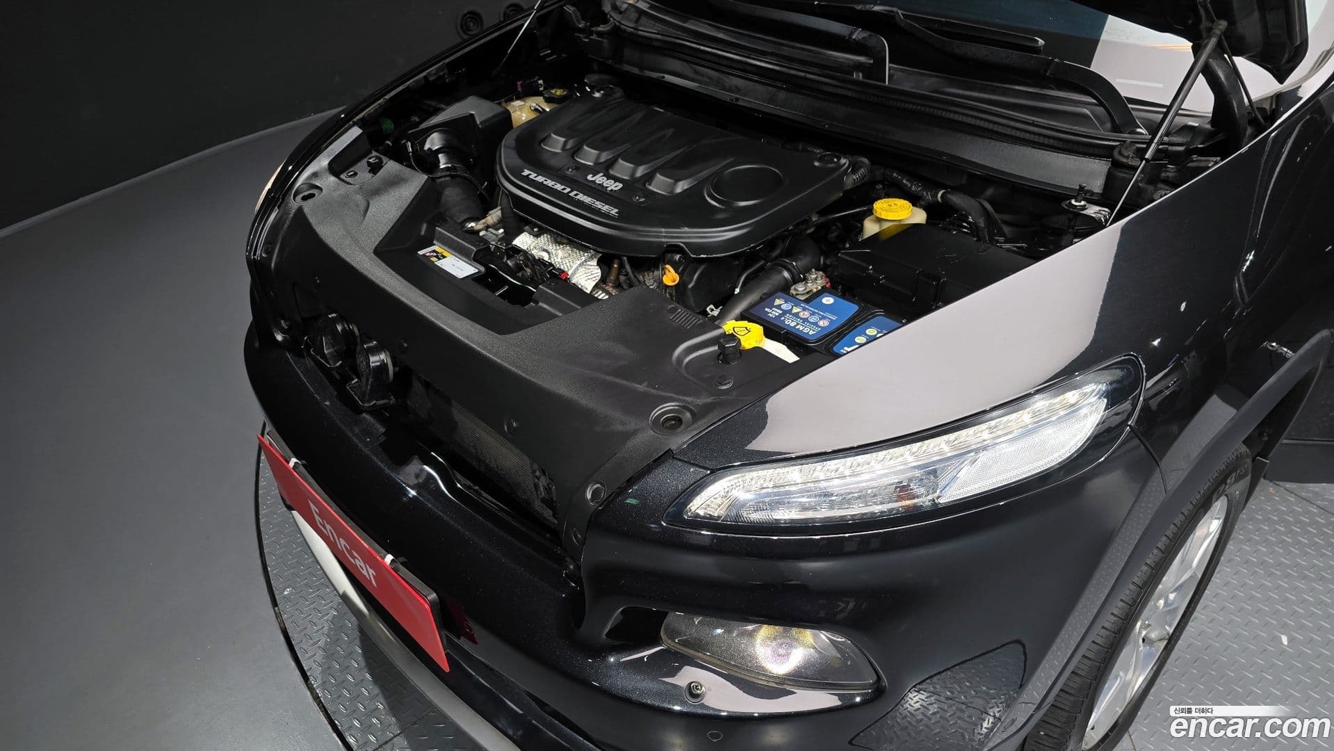 Main__Slider__Photo:Cherokee Jeep 2016.11-5