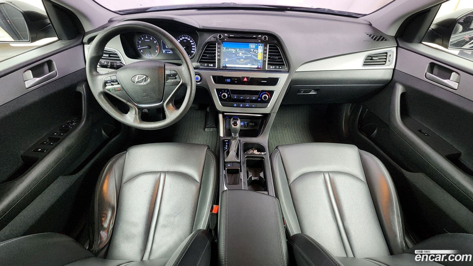 Main__Slider__Photo:Sonata Hyundai 2014.9-6
