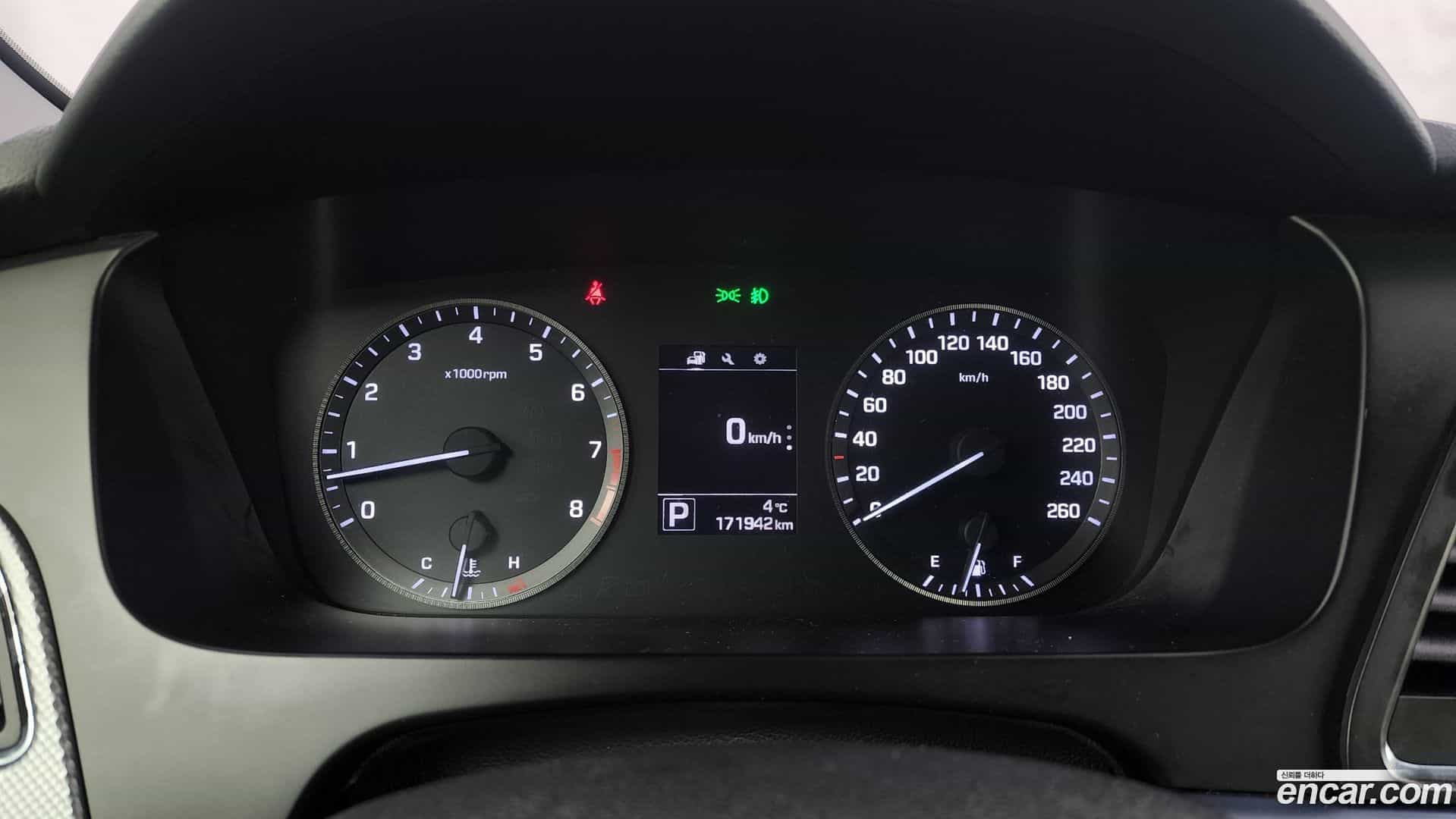 Sonata Hyundai 2014.9-INNER-008