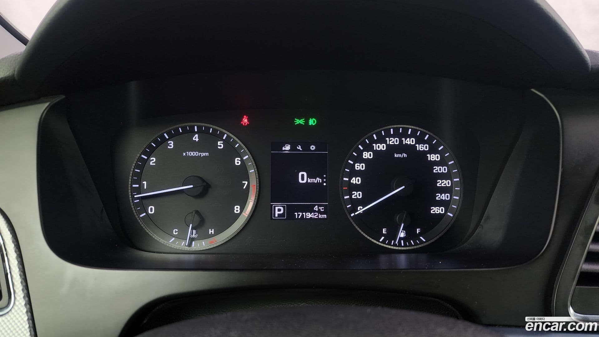 Main__Slider__Photo:Sonata Hyundai 2014.9-7