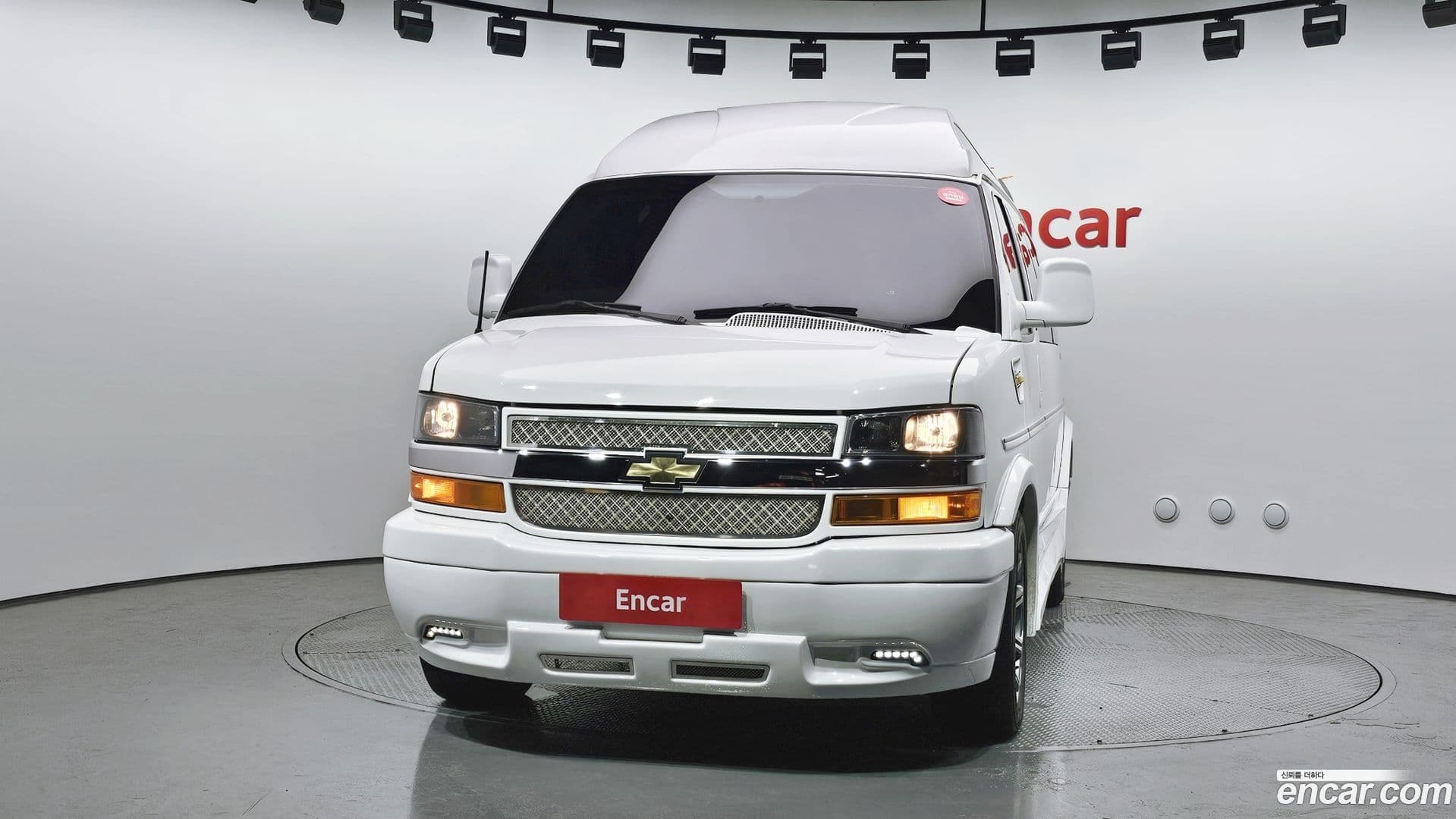 Main__Slider__Photo:Express Van Chevrolet 2018.2-2