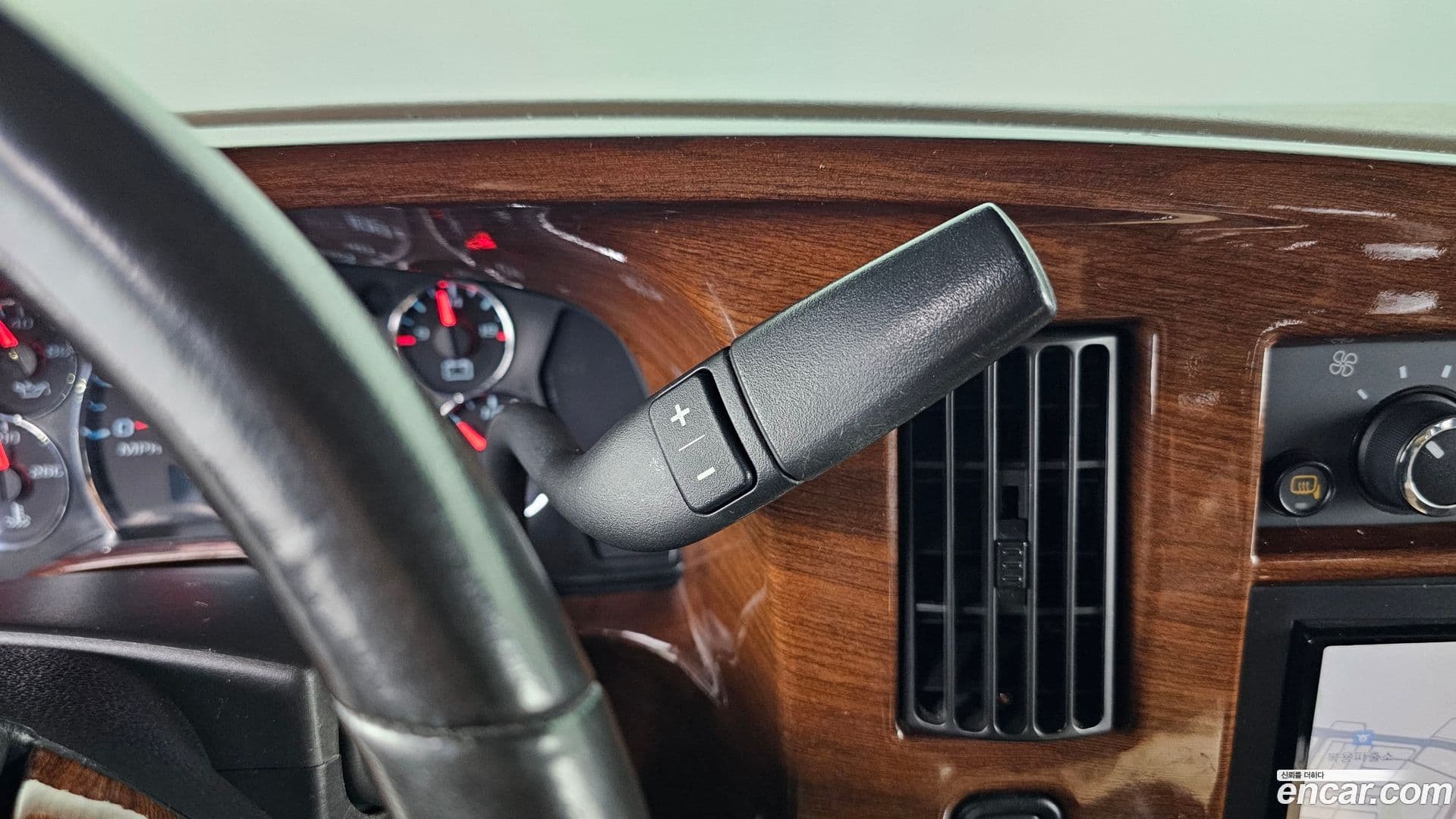 Main__Slider__Photo:Express Van Chevrolet 2018.2-8