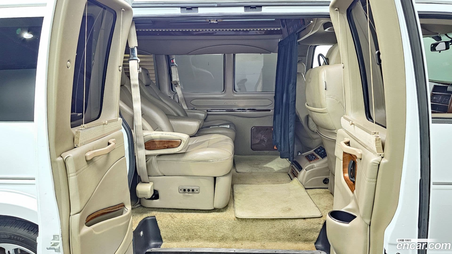 Main__Slider__Photo:Express Van Chevrolet 2018.2-10