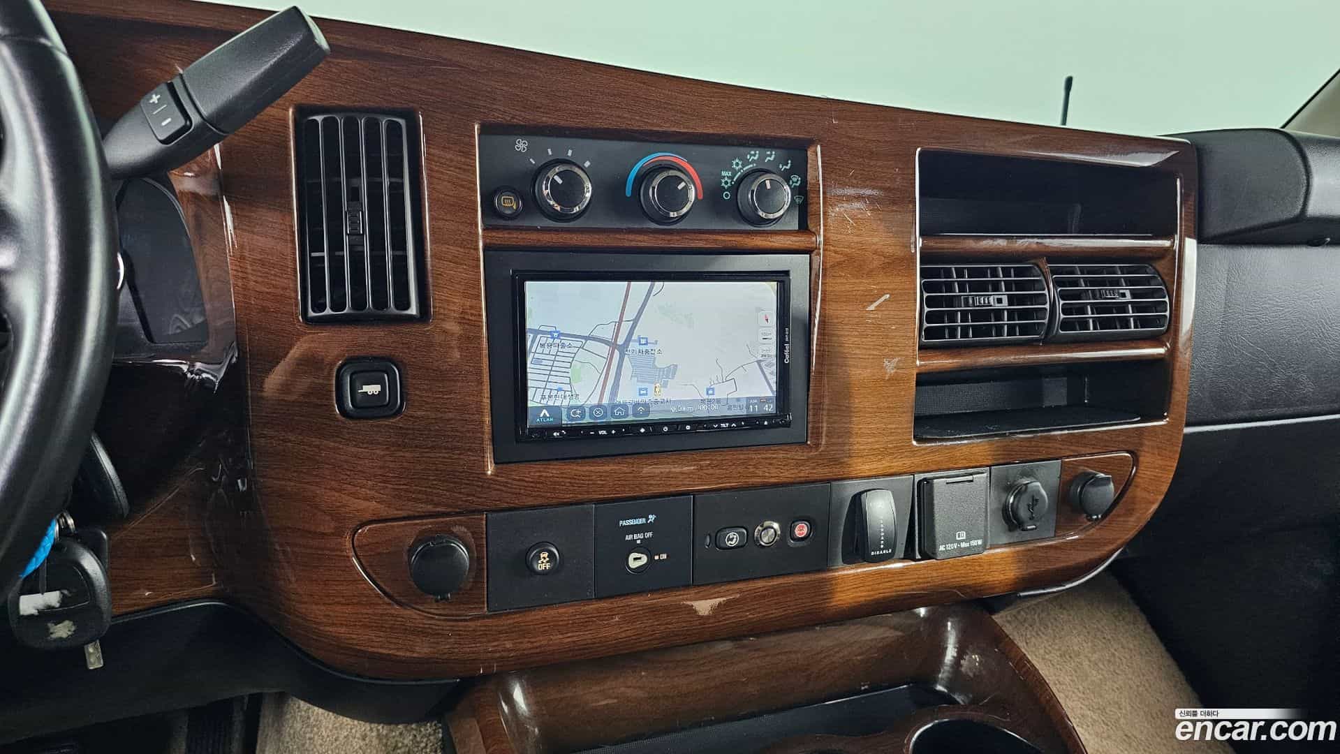 Express Van Chevrolet 2018.2-OPTION-020