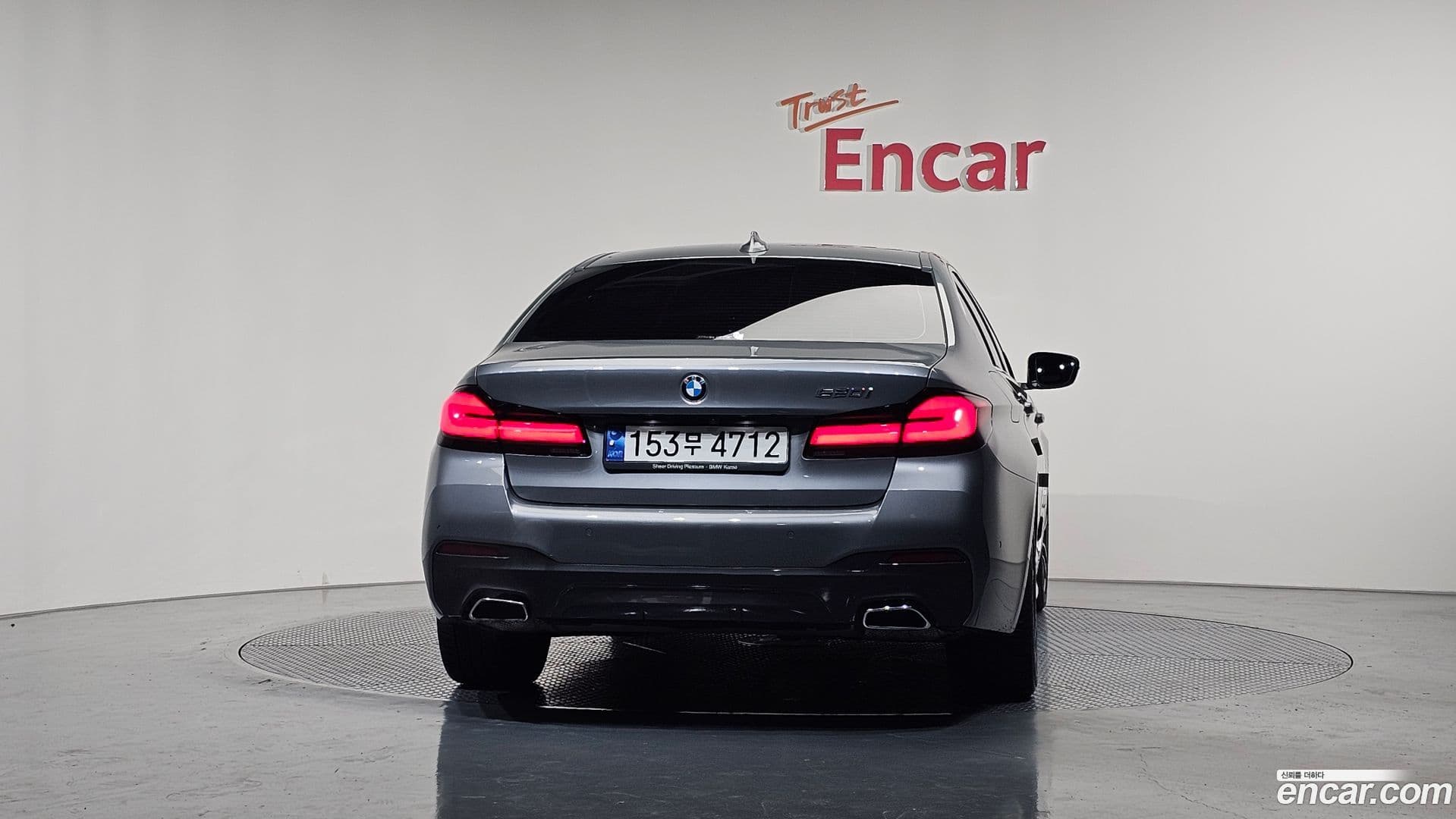 Main__Slider__Photo:5-Series BMW 2023.0-3