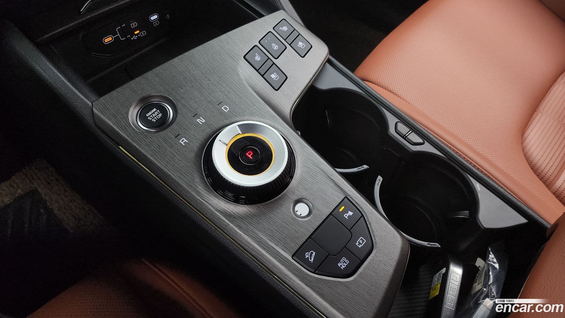 Main__Slider__Photo:Sportage Kia 2025.4-8