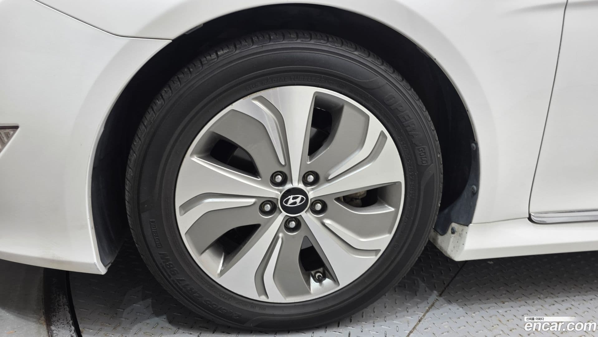 Main__Slider__Photo:Sonata Hyundai 2013.11-4