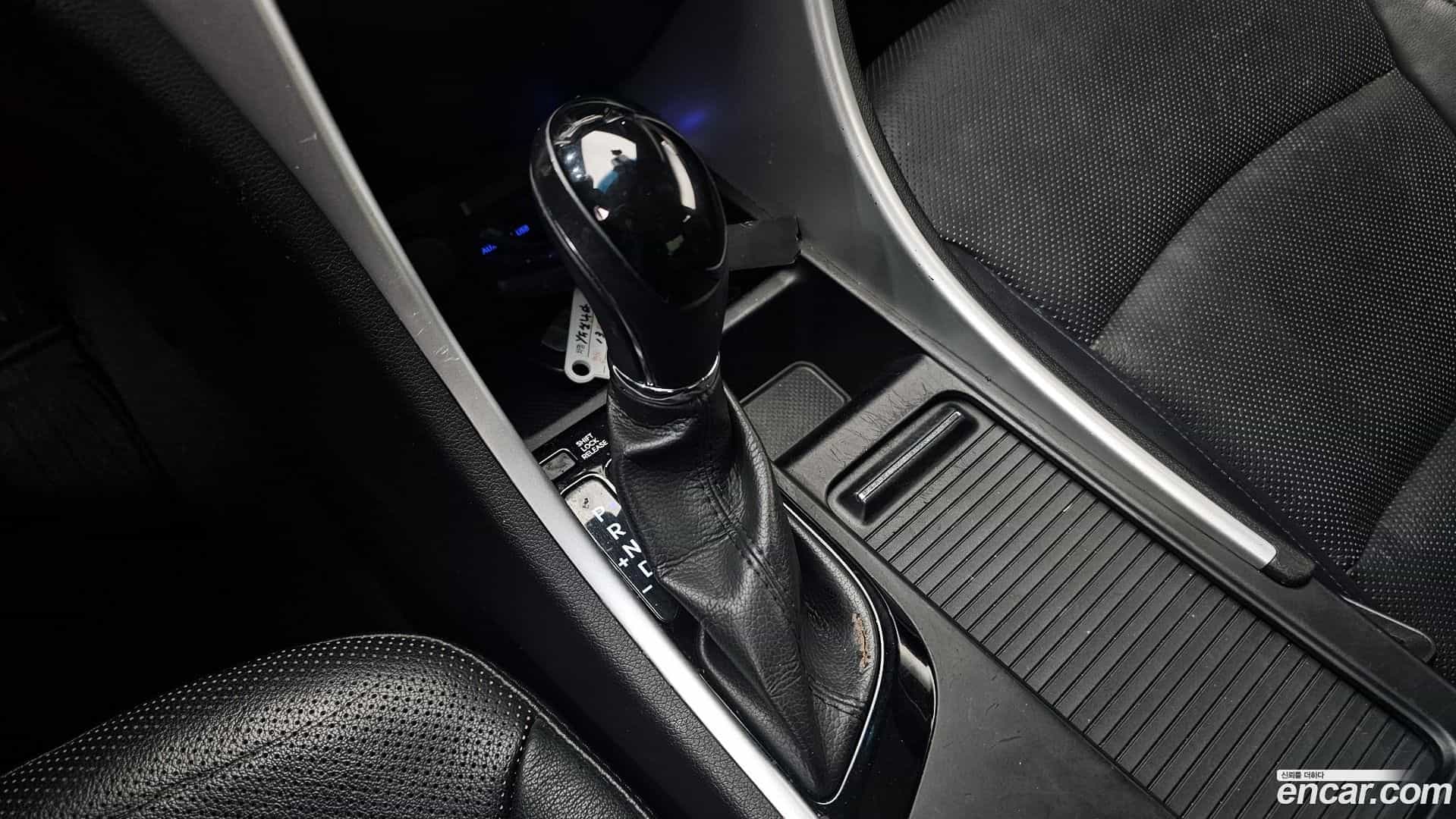 Sonata Hyundai 2013.11-INNER-009