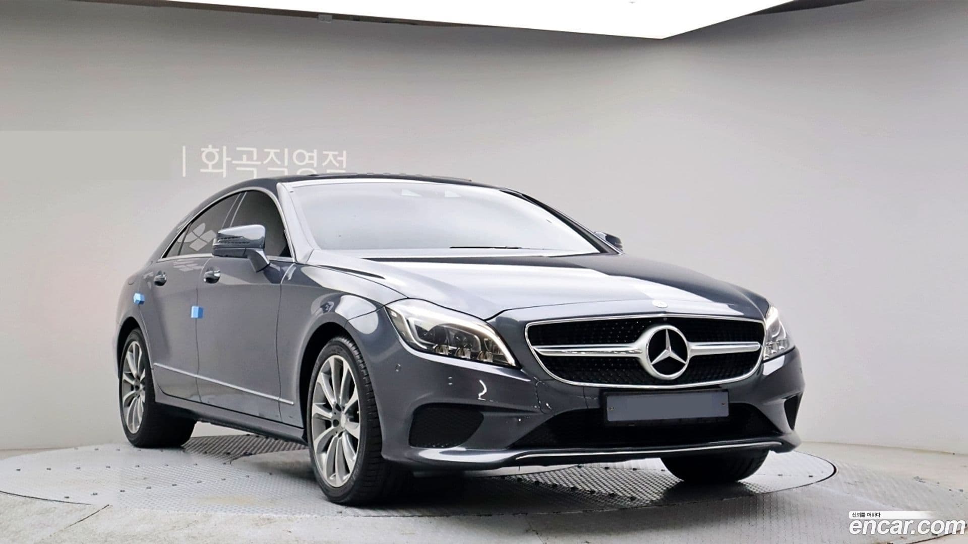 Main__Slider__Photo:CLS-Class Mercedes-Benz 2016.4-2