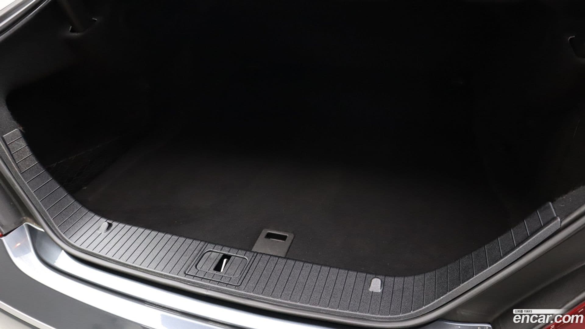 Main__Slider__Photo:CLS-Class Mercedes-Benz 2016.4-4