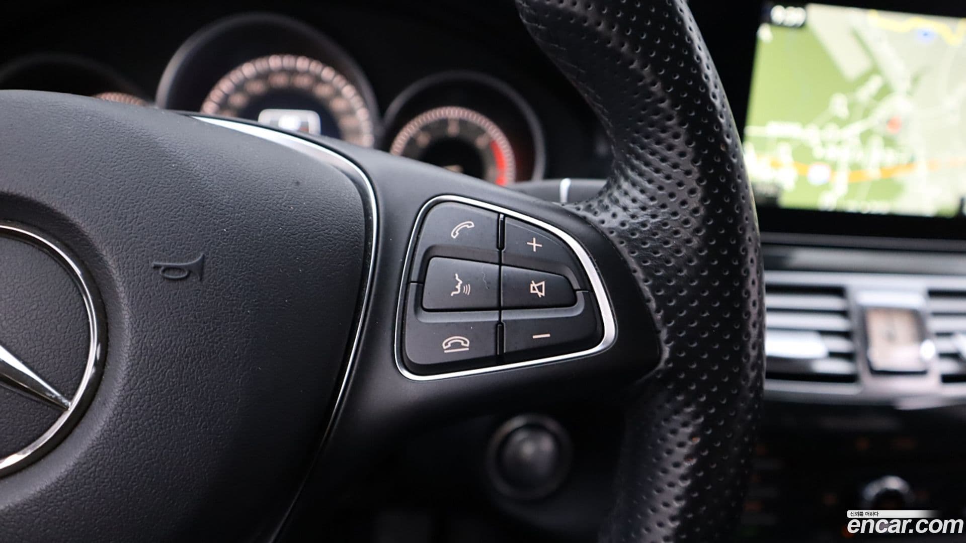 Main__Slider__Photo:CLS-Class Mercedes-Benz 2016.4-11